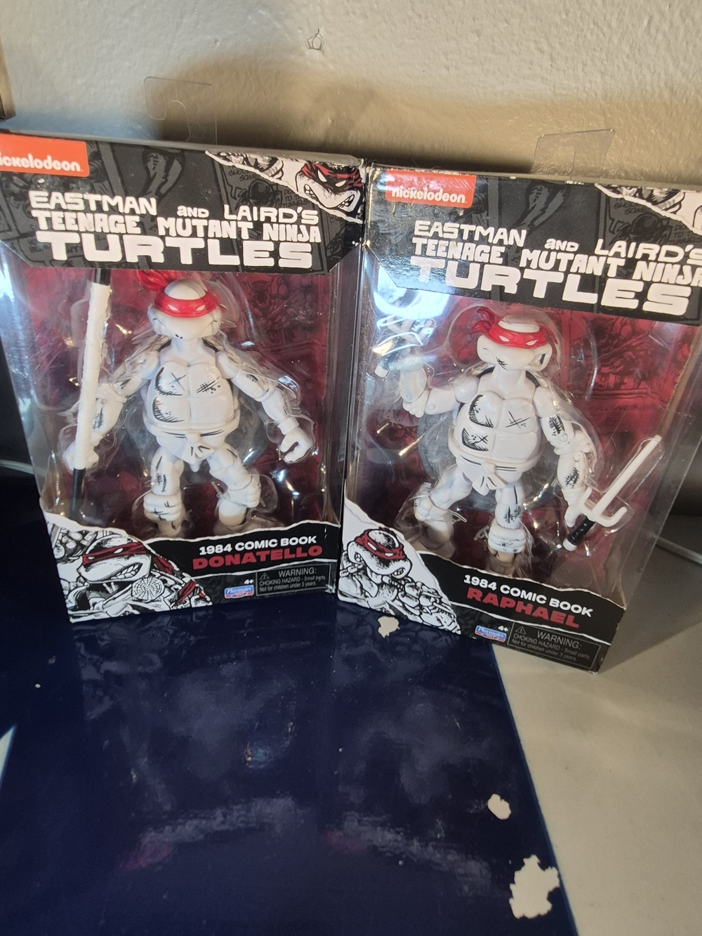 Nickelodeon White & Red TMNT 1984 Comic Book Style Donatello & Raphael Figures